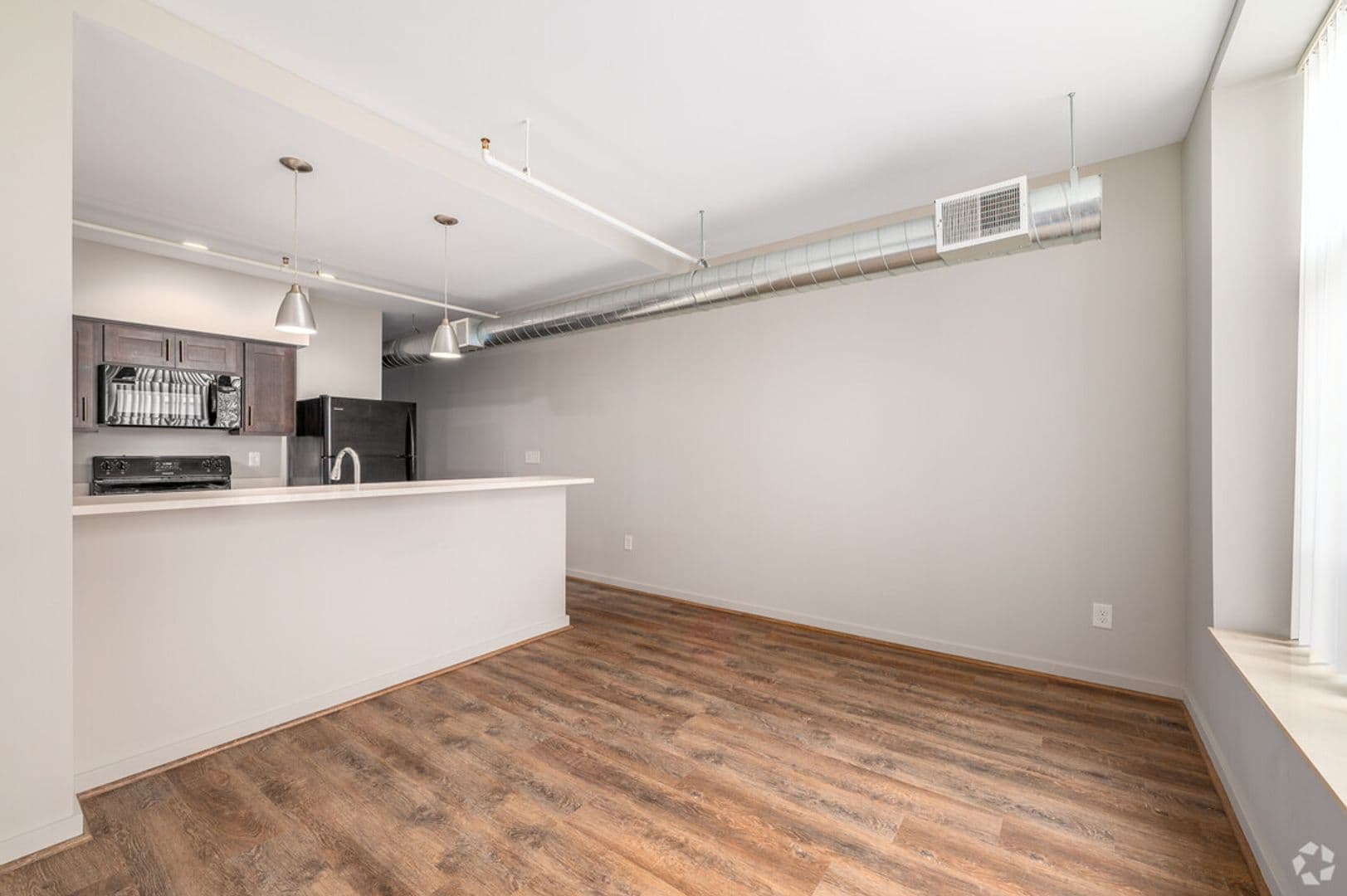 Cleveland Apartment: 2828 Euclid Avenue