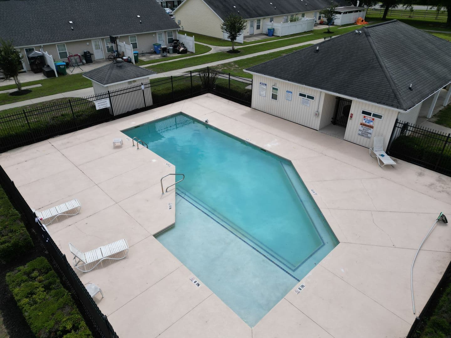 Rincon Townhome: 302 Parade Court