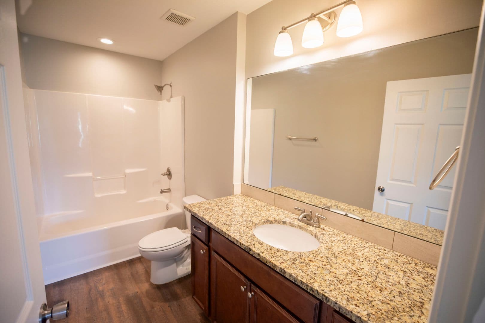 Rincon Townhome: 302 Parade Court