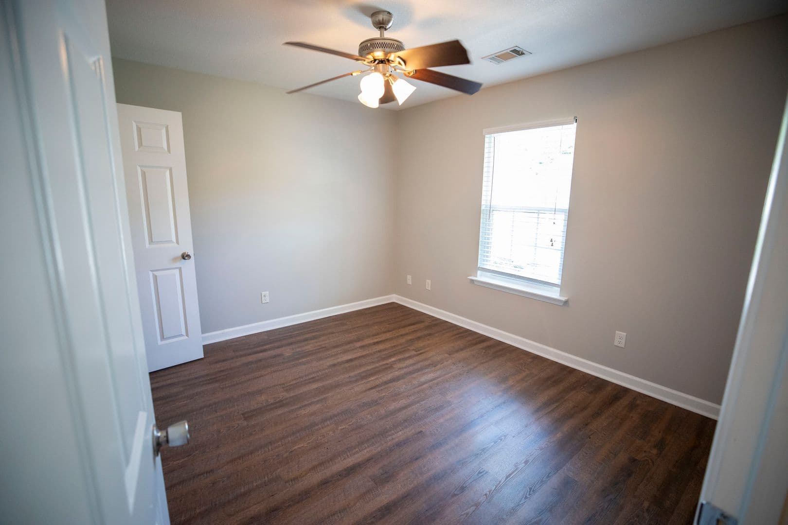 Rincon Townhome: 302 Parade Court