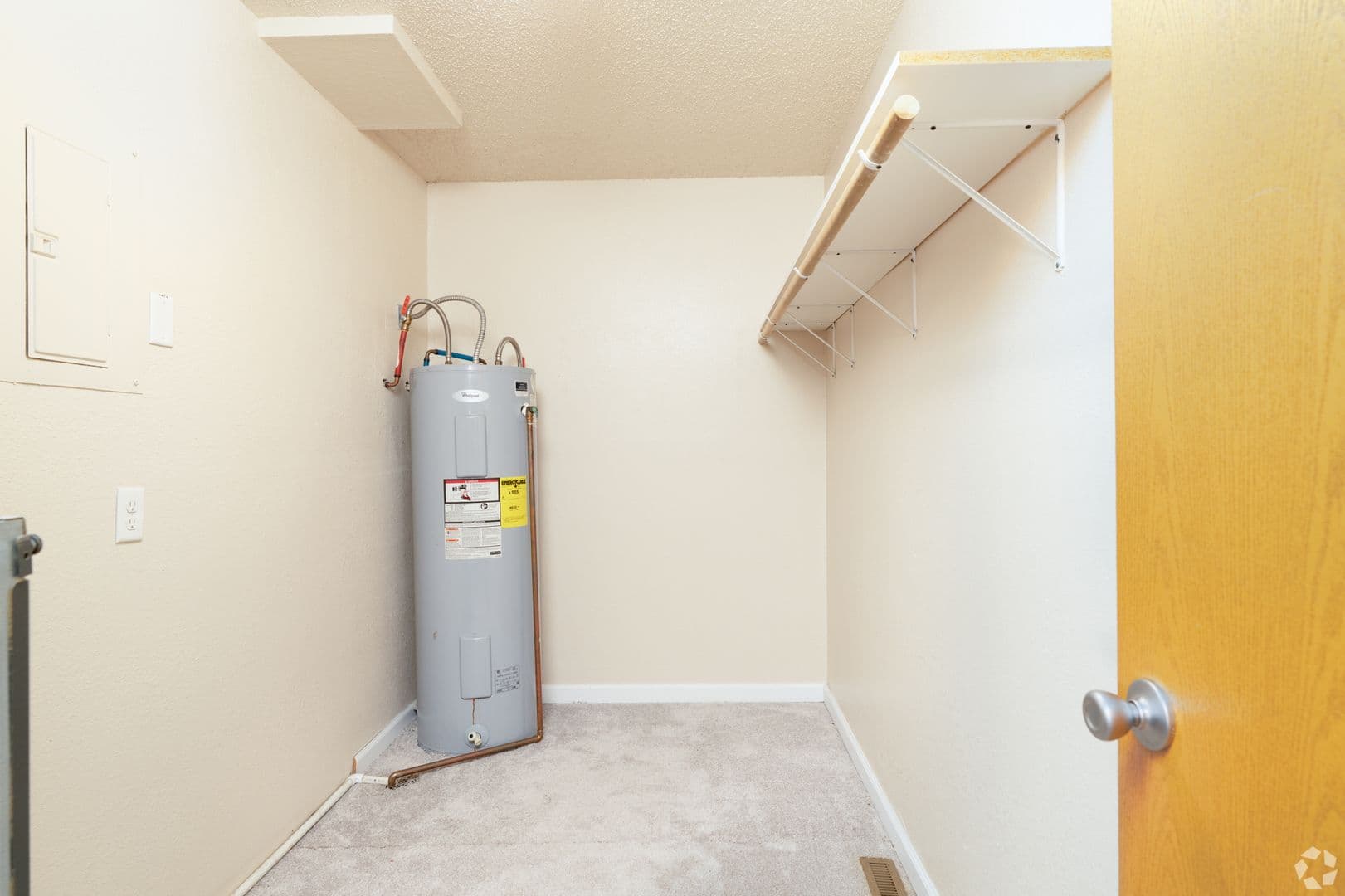 Springfield Apartment: 2473 Ladley Court