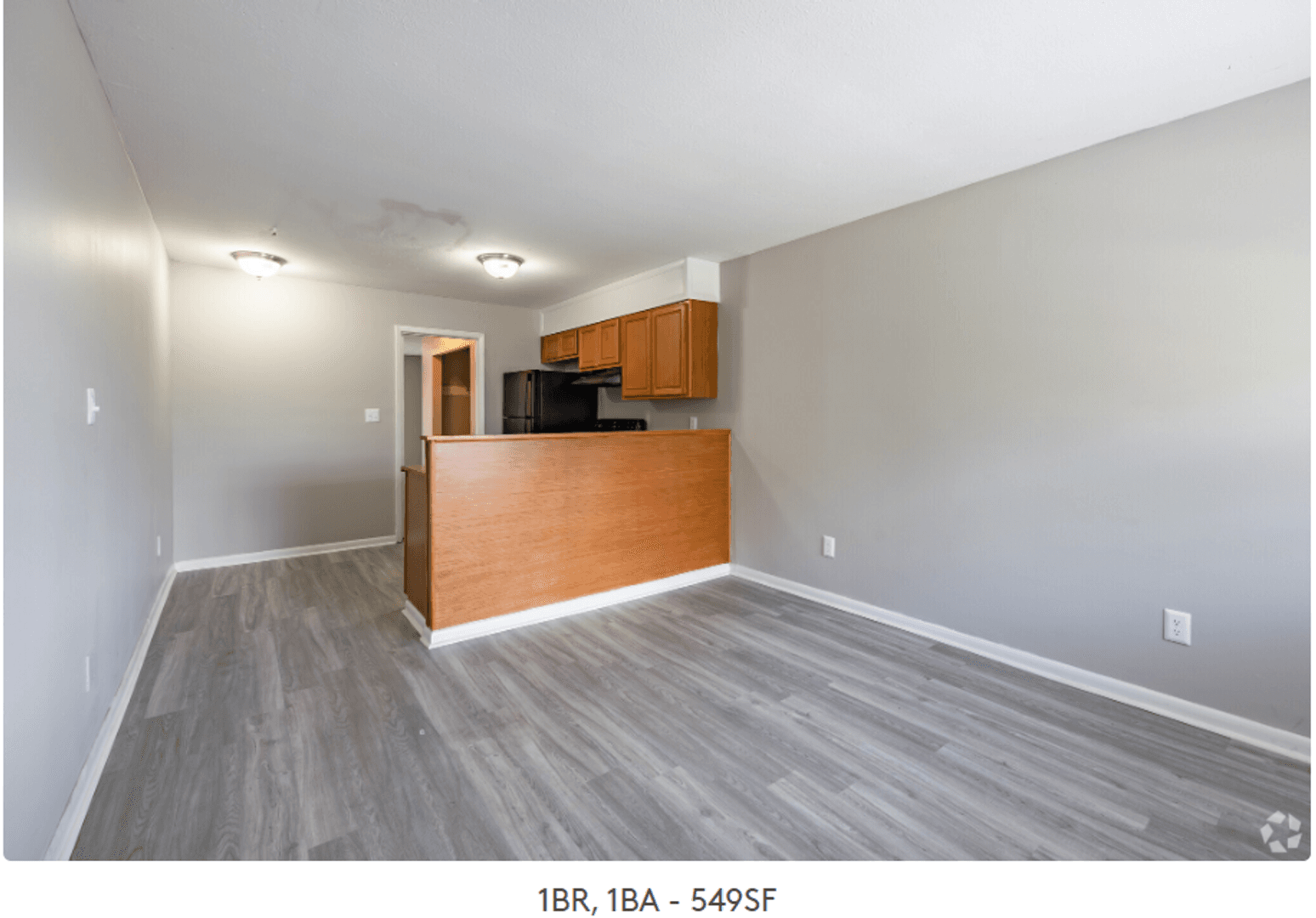Warner Robins Apartment: 135 Ignico Drive