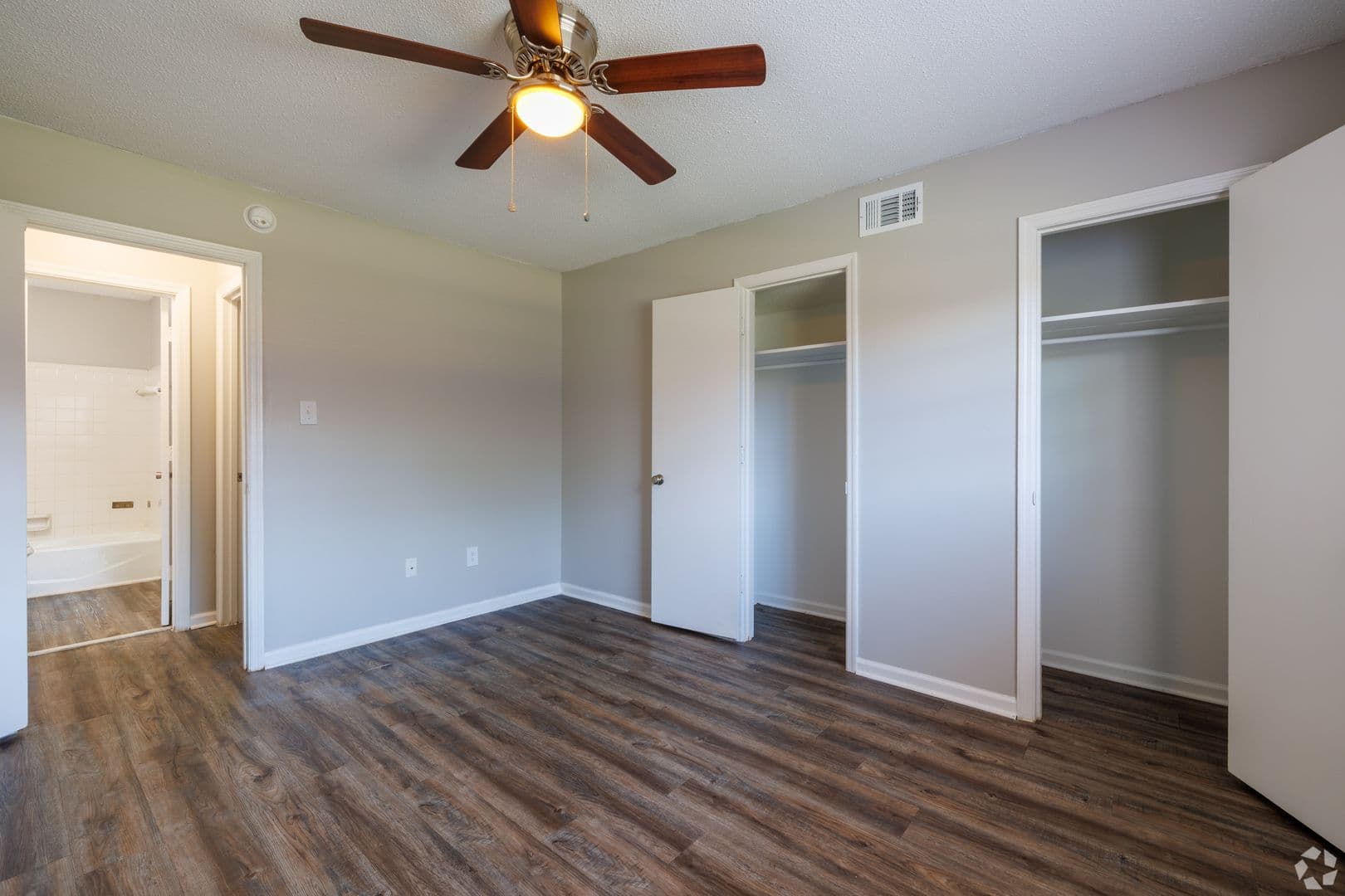 Albany Apartment: 2337 Sharon Drive