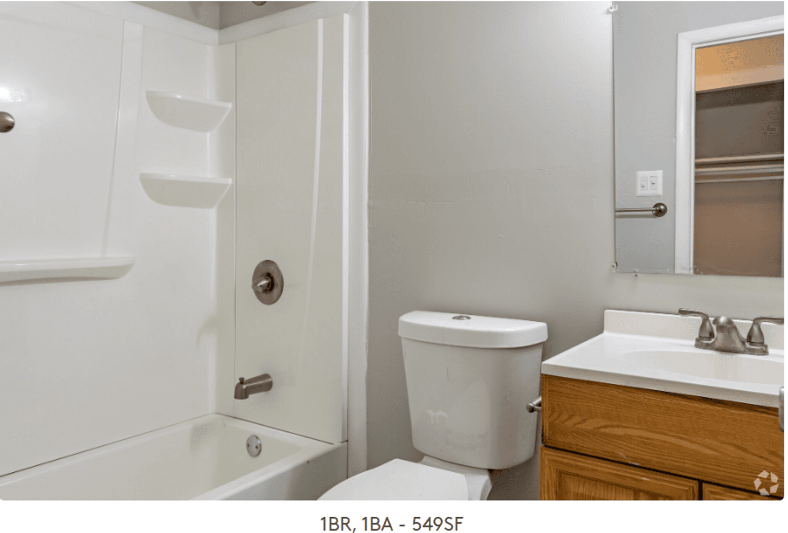 Warner Robins Apartment: 135 Ignico Drive