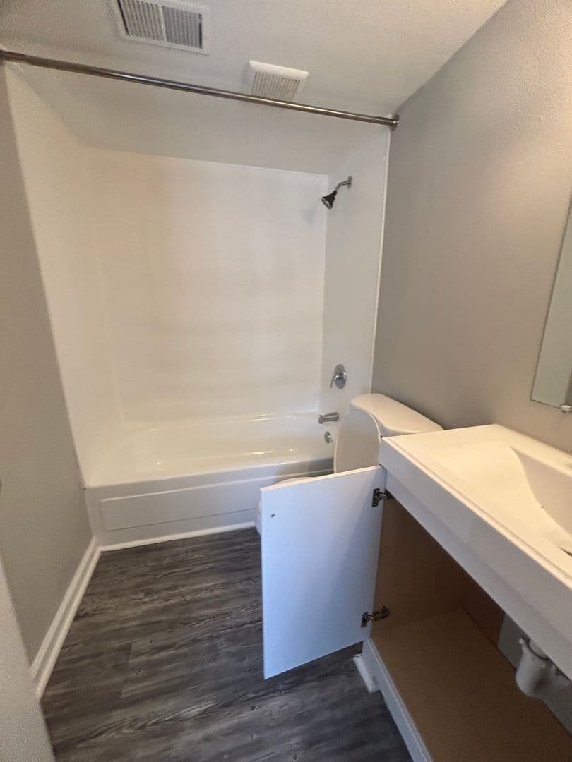 Albany Apartment: 2415 Dawson Rd