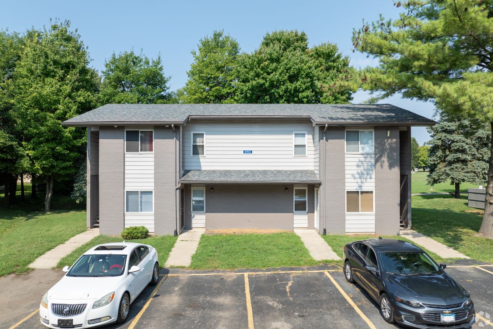 Springfield Apartment: 2473 Ladley Court
