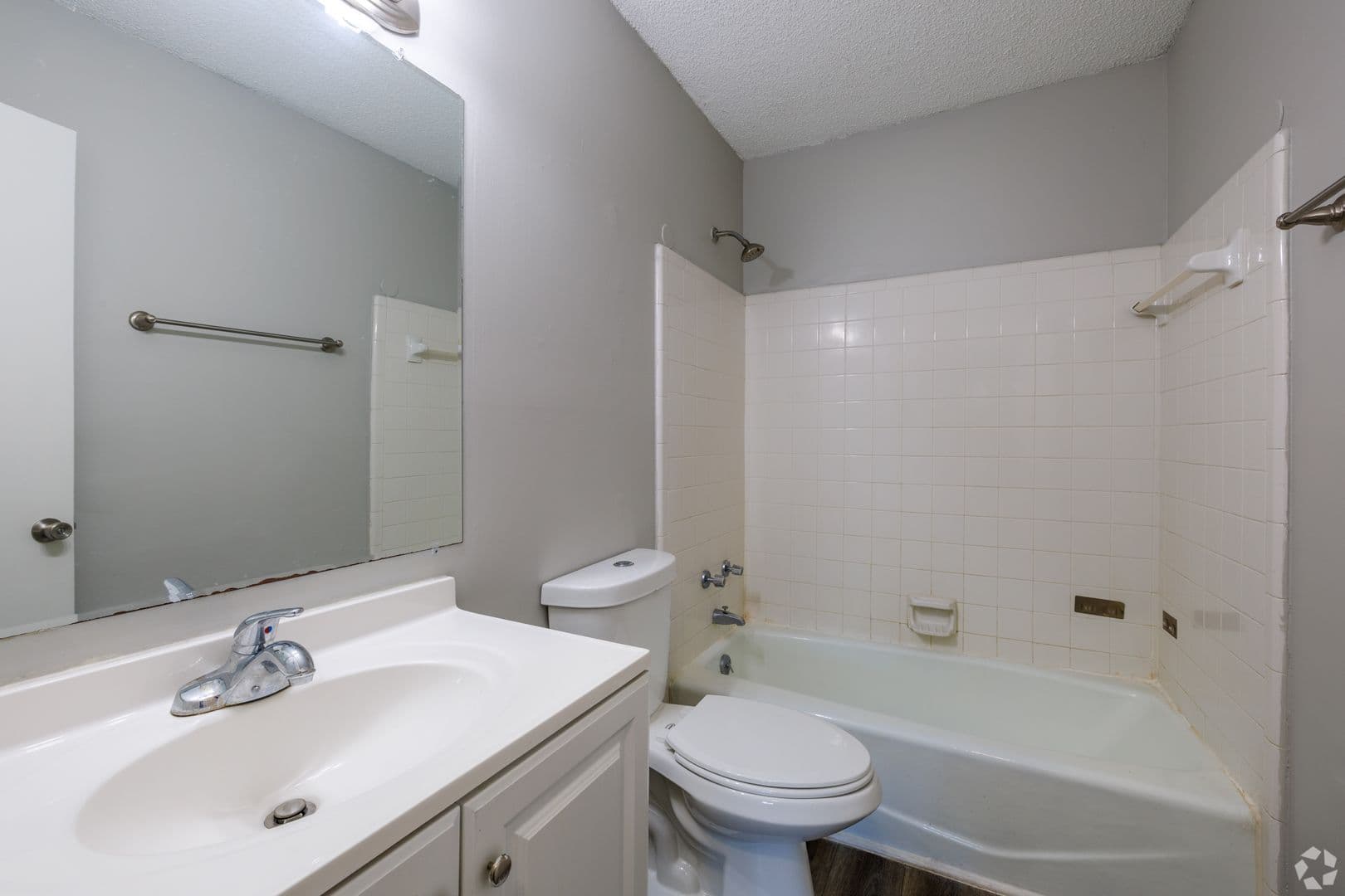 Albany Apartment: 2337 Sharon Drive