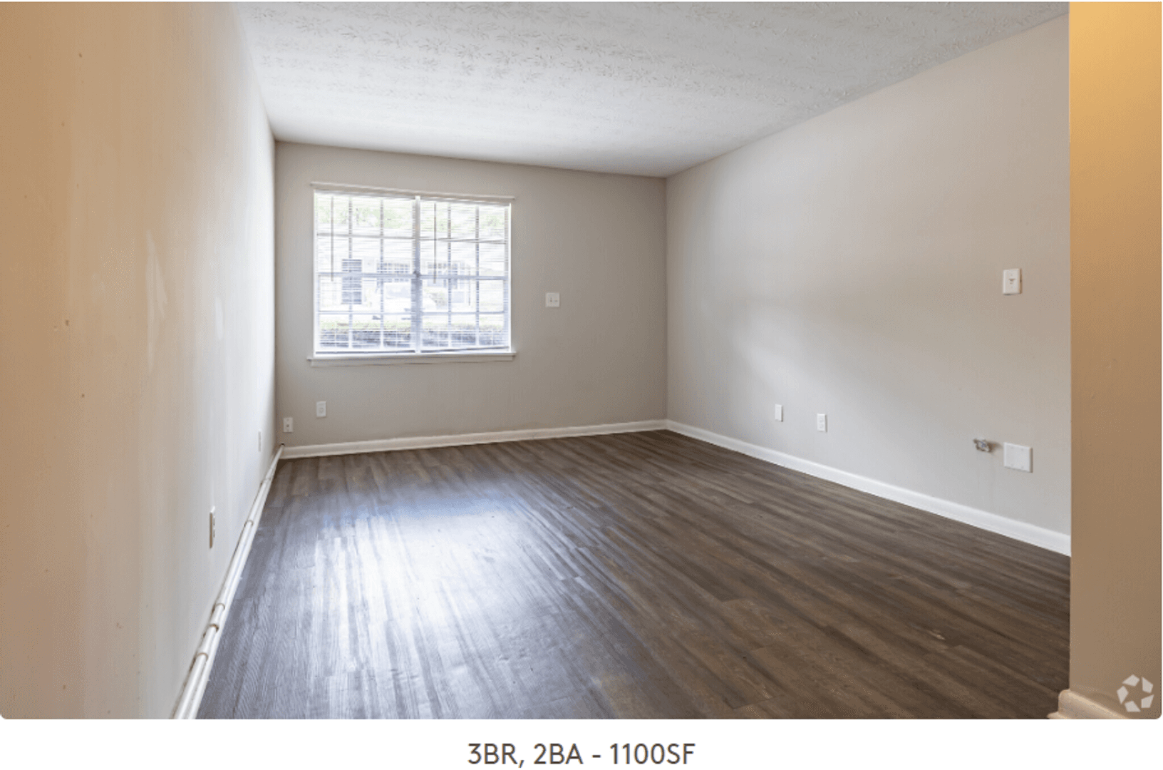 Warner Robins Apartment: 135 Ignico Drive
