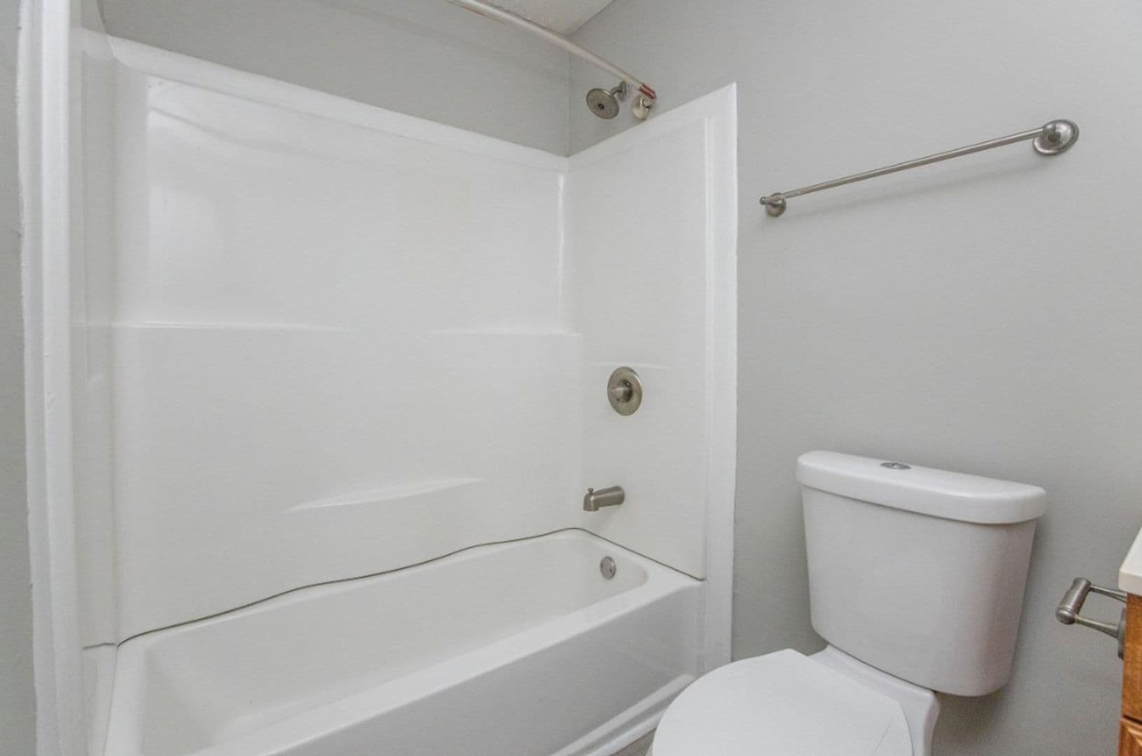Warner Robins Apartment: 135 Ignico Drive