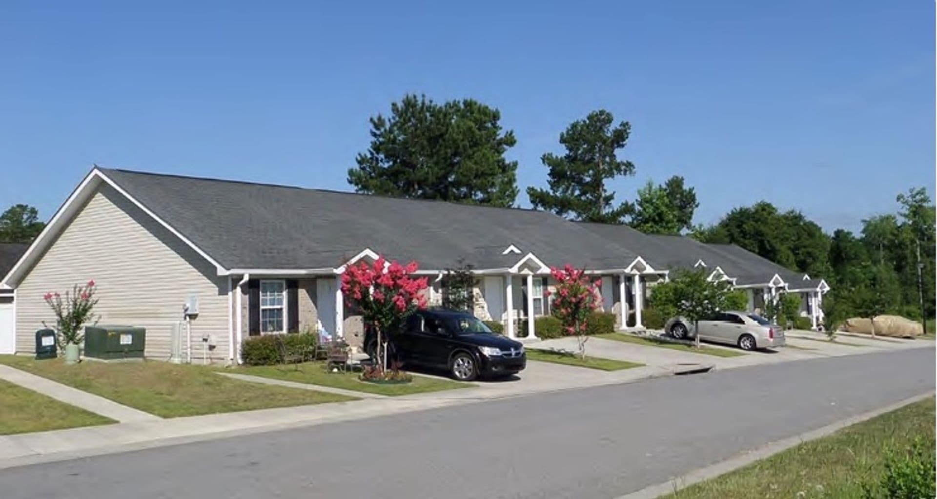 Rincon Townhome: 302 Parade Court