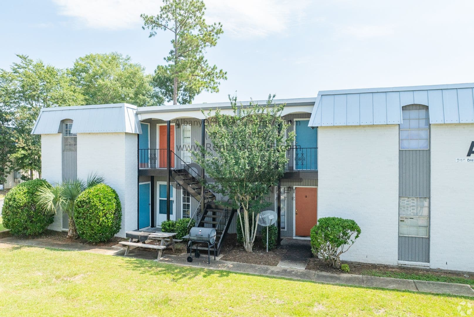 Albany Apartment: 2415 Dawson Rd