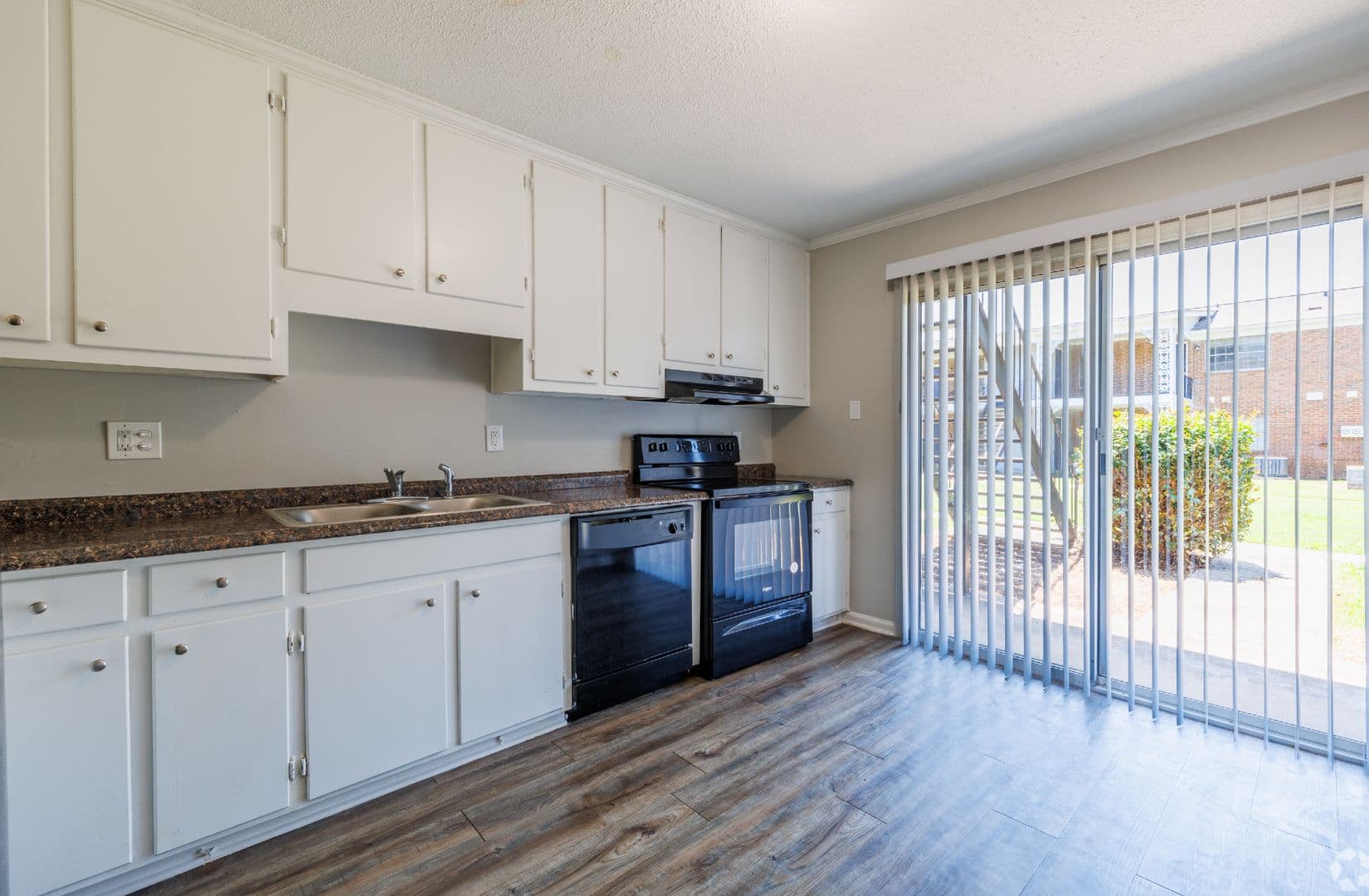 Albany Apartment: 2337 Sharon Drive