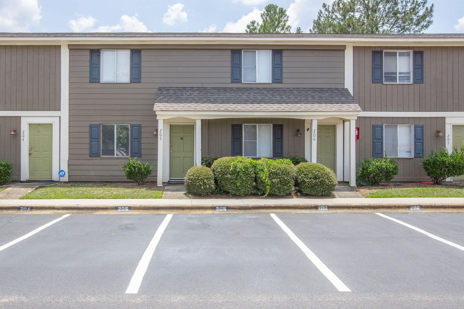 Albany Apartment: 2507 Nottingham Way