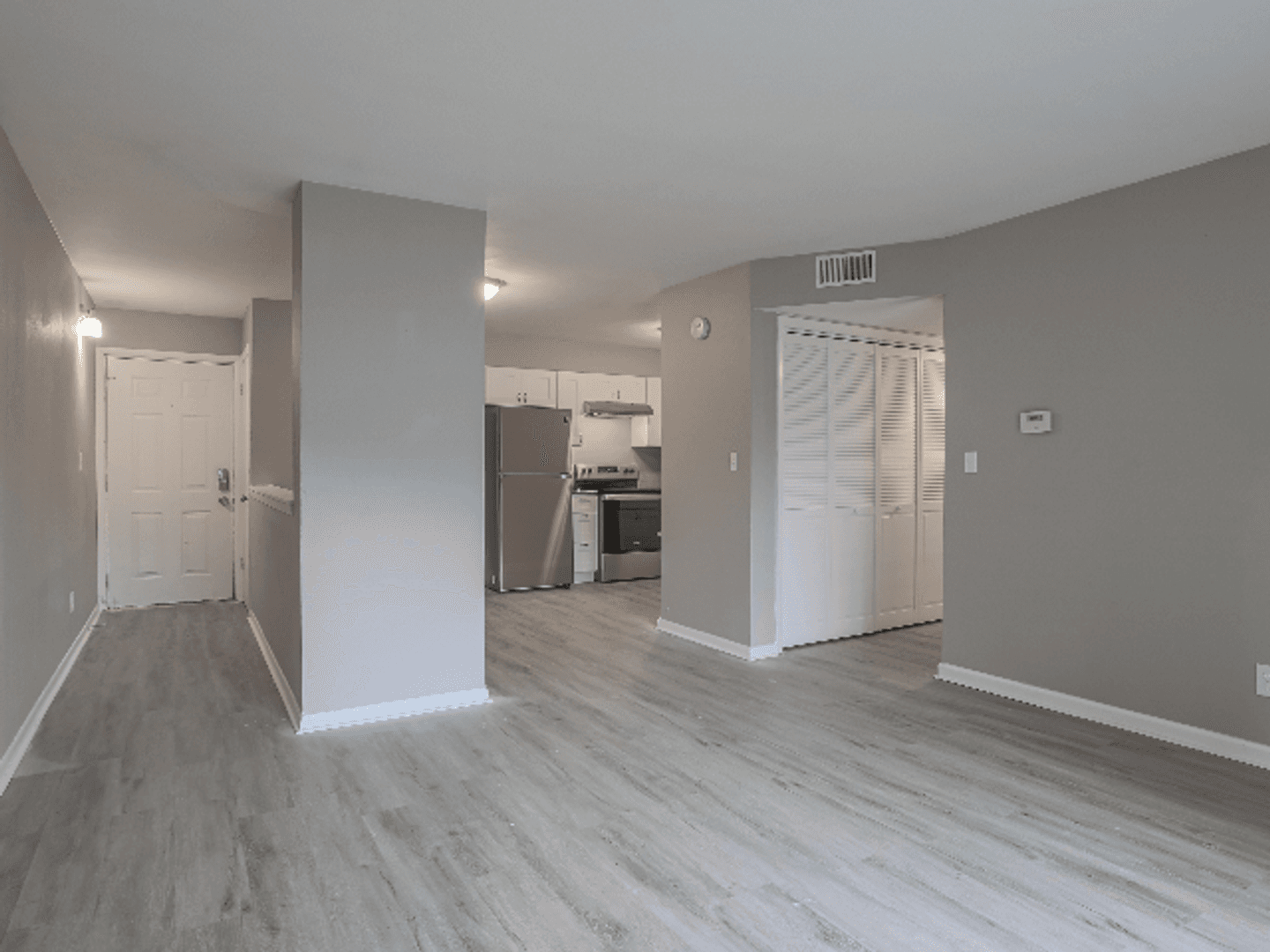Springfield Apartment: 2473 Ladley Court