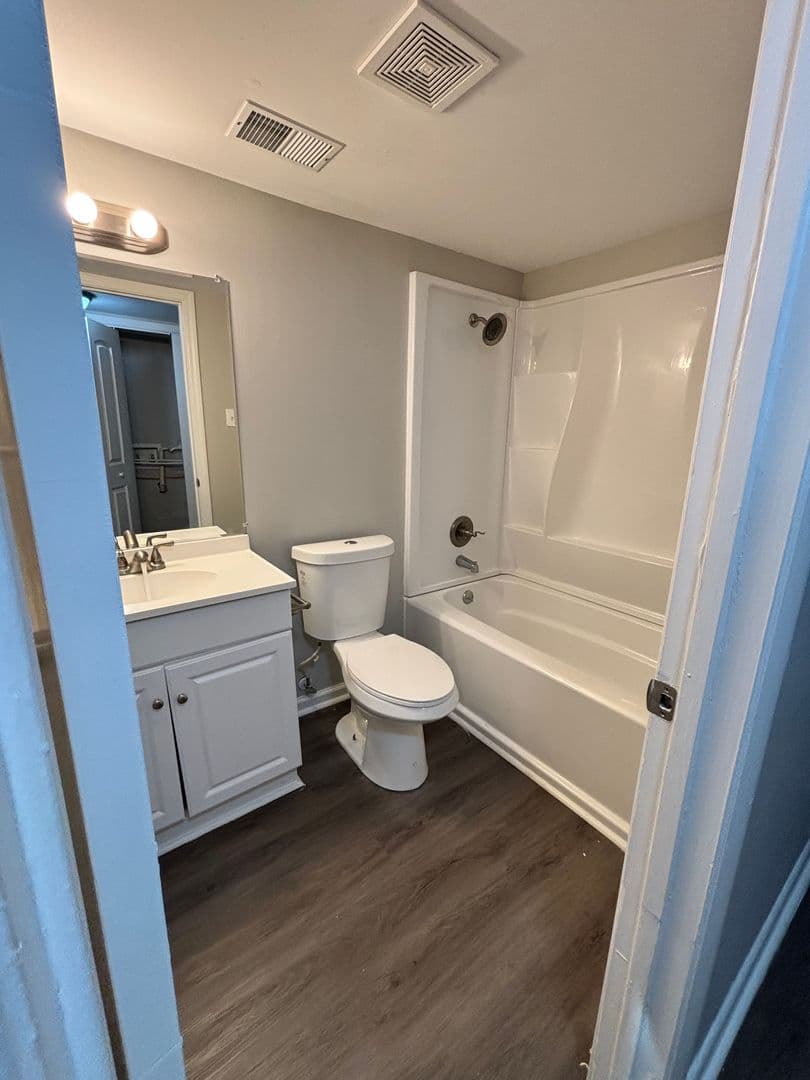 Albany Apartment: 2415 Dawson Rd
