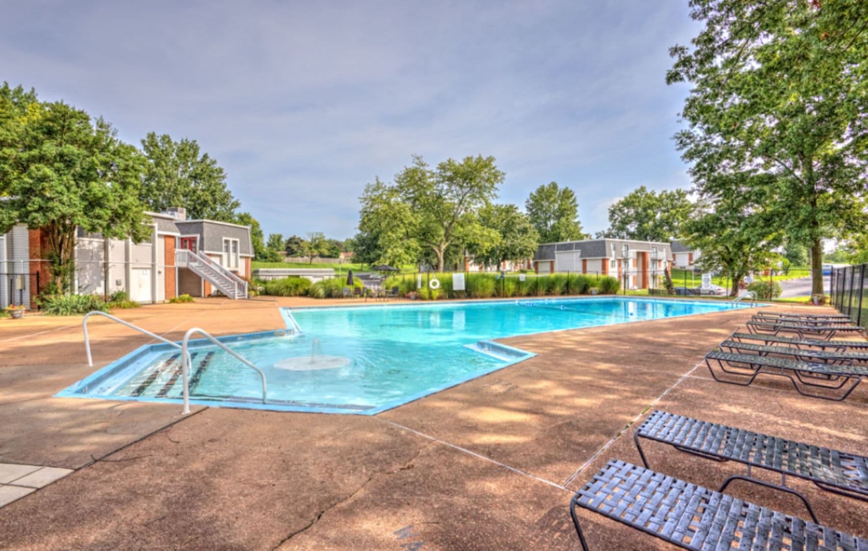 Florissant Apartment: 6203 Kingsfont Pl