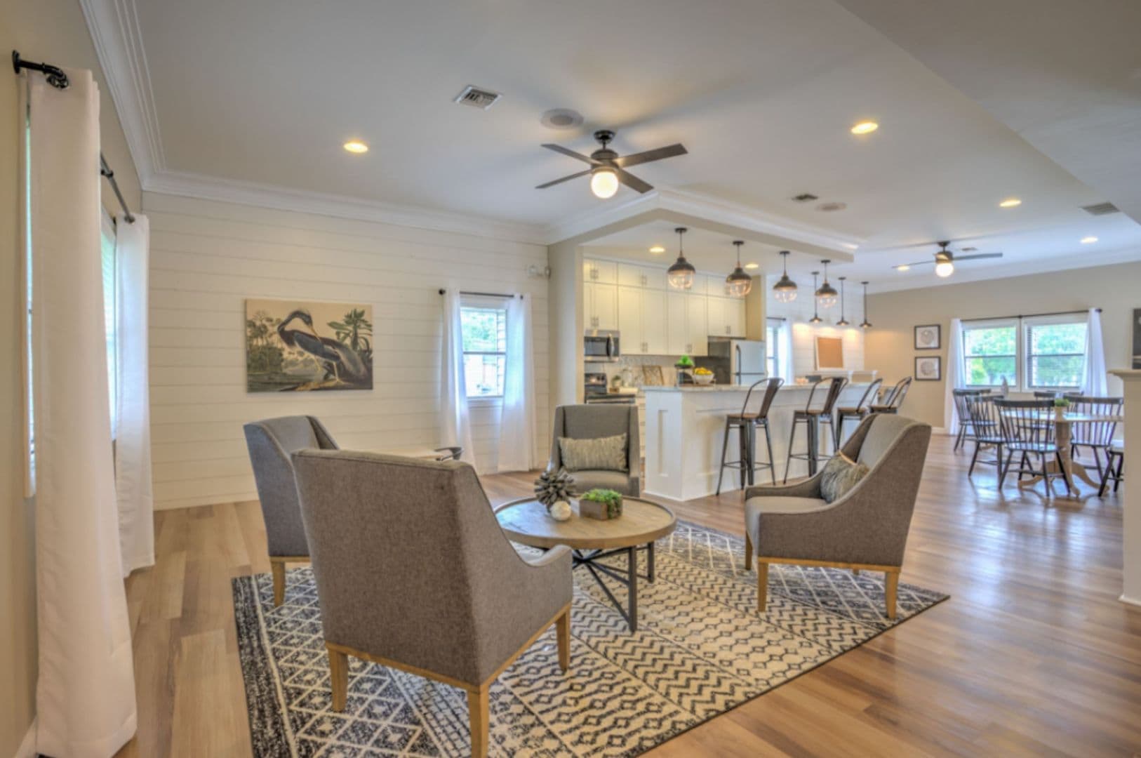 Florissant Apartment: 6203 Kingsfont Pl