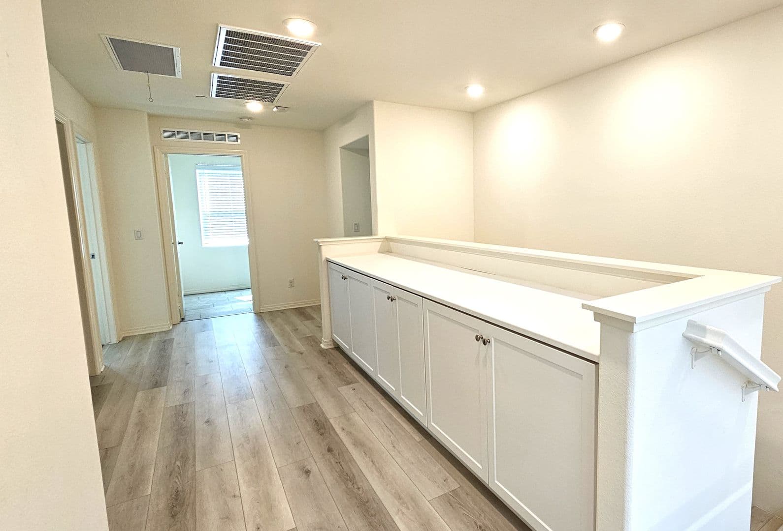 Fontana House: 16736 Stags Leap Ln