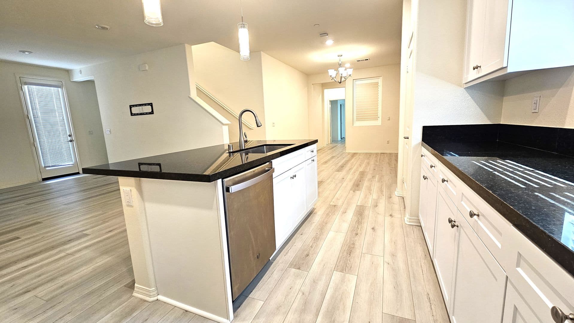 Fontana House: 16736 Stags Leap Ln