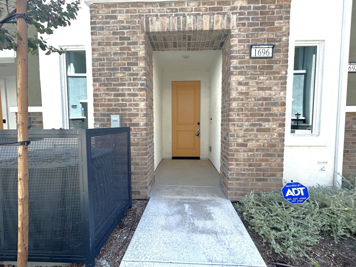 West Covina Condo: 1696 Cayton Loop