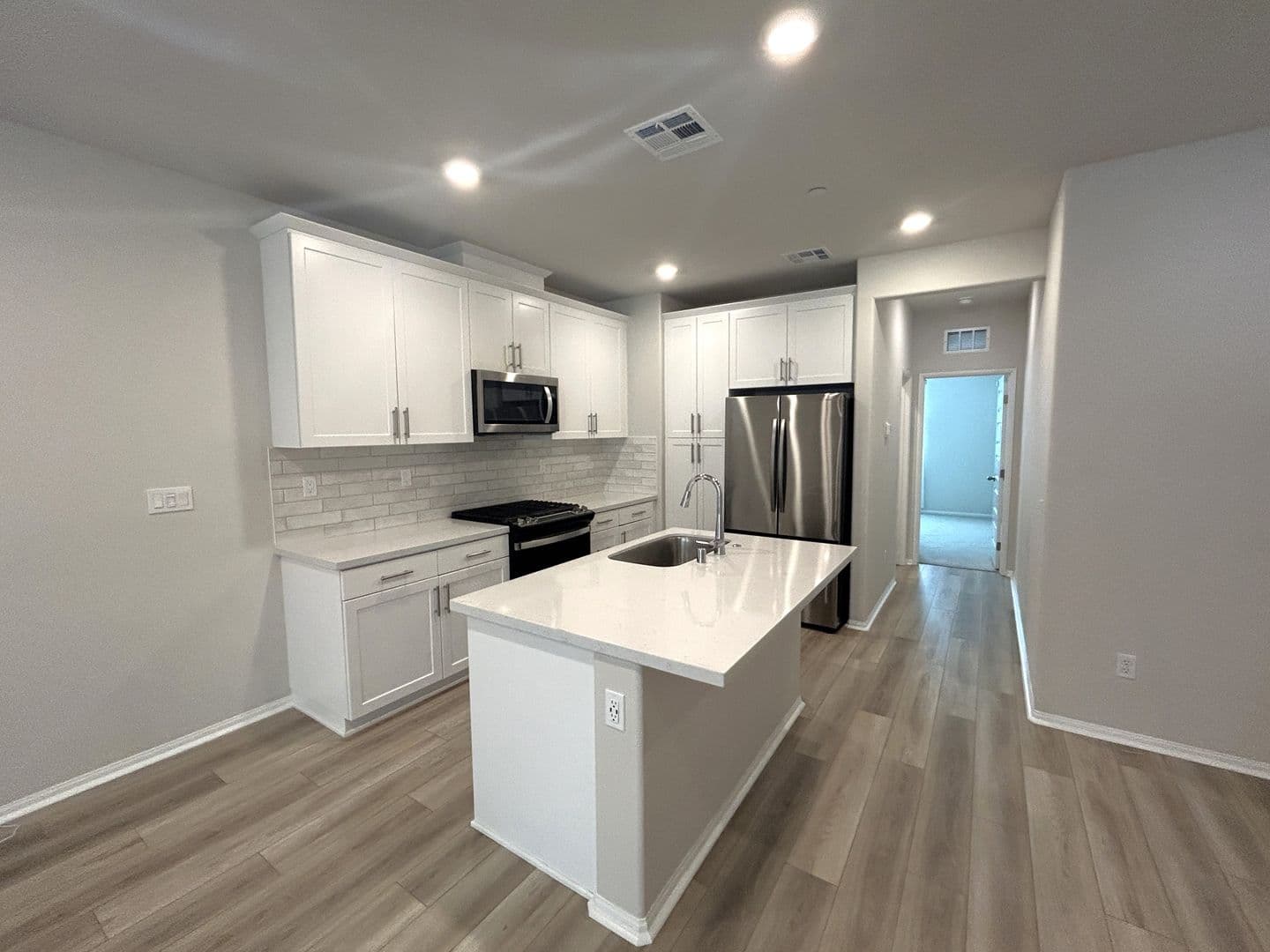 West Covina Condo: 1696 Cayton Loop