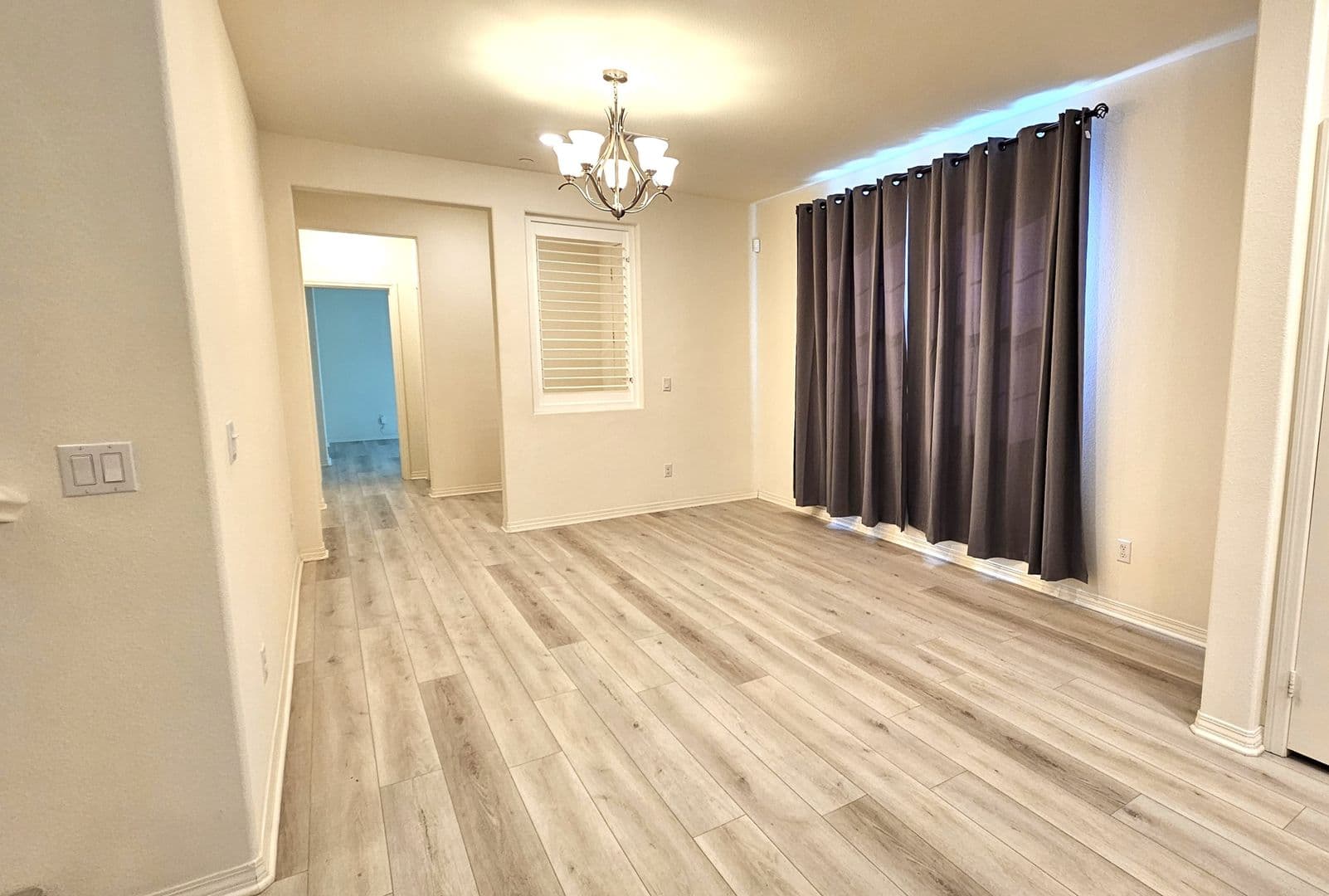 Fontana House: 16736 Stags Leap Ln