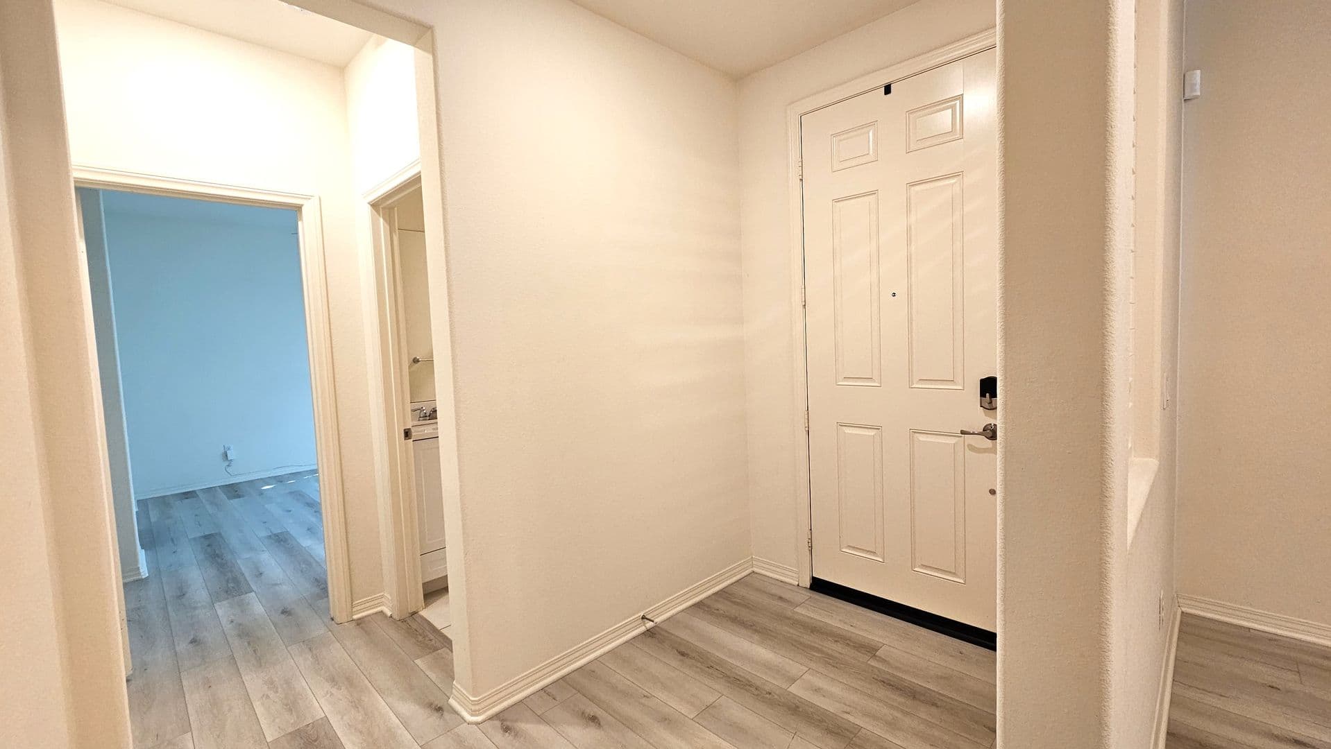 Fontana House: 16736 Stags Leap Ln