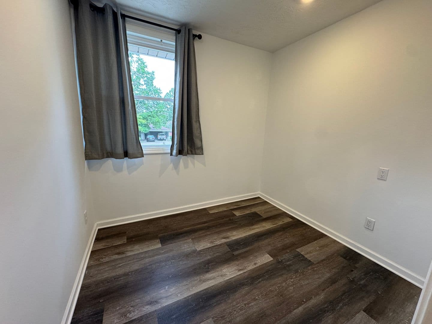 Gadsden House: 111 Althea St