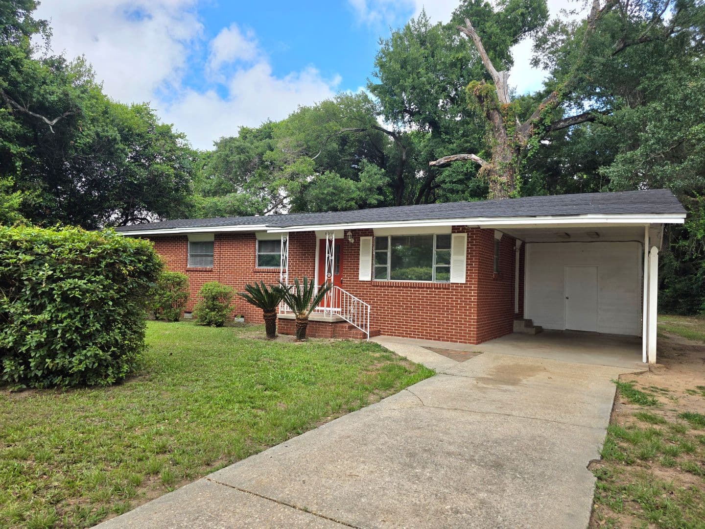Pensacola House: 6016 Sewell St Unit A