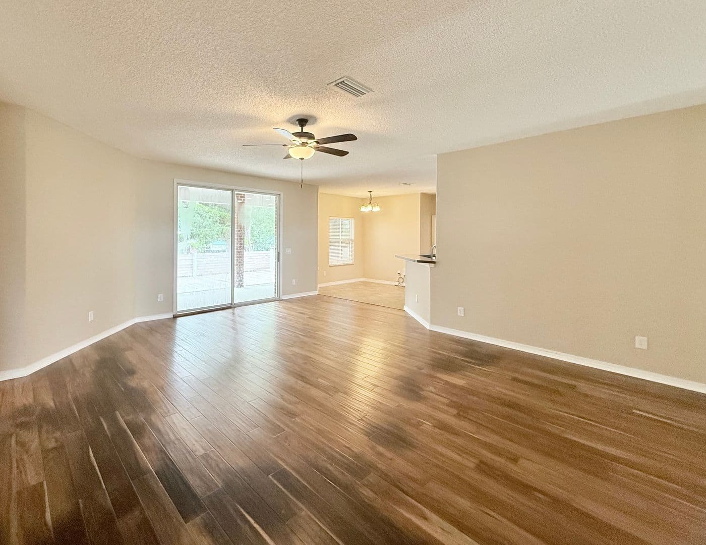 Pace House: 4607 Carmel Cir