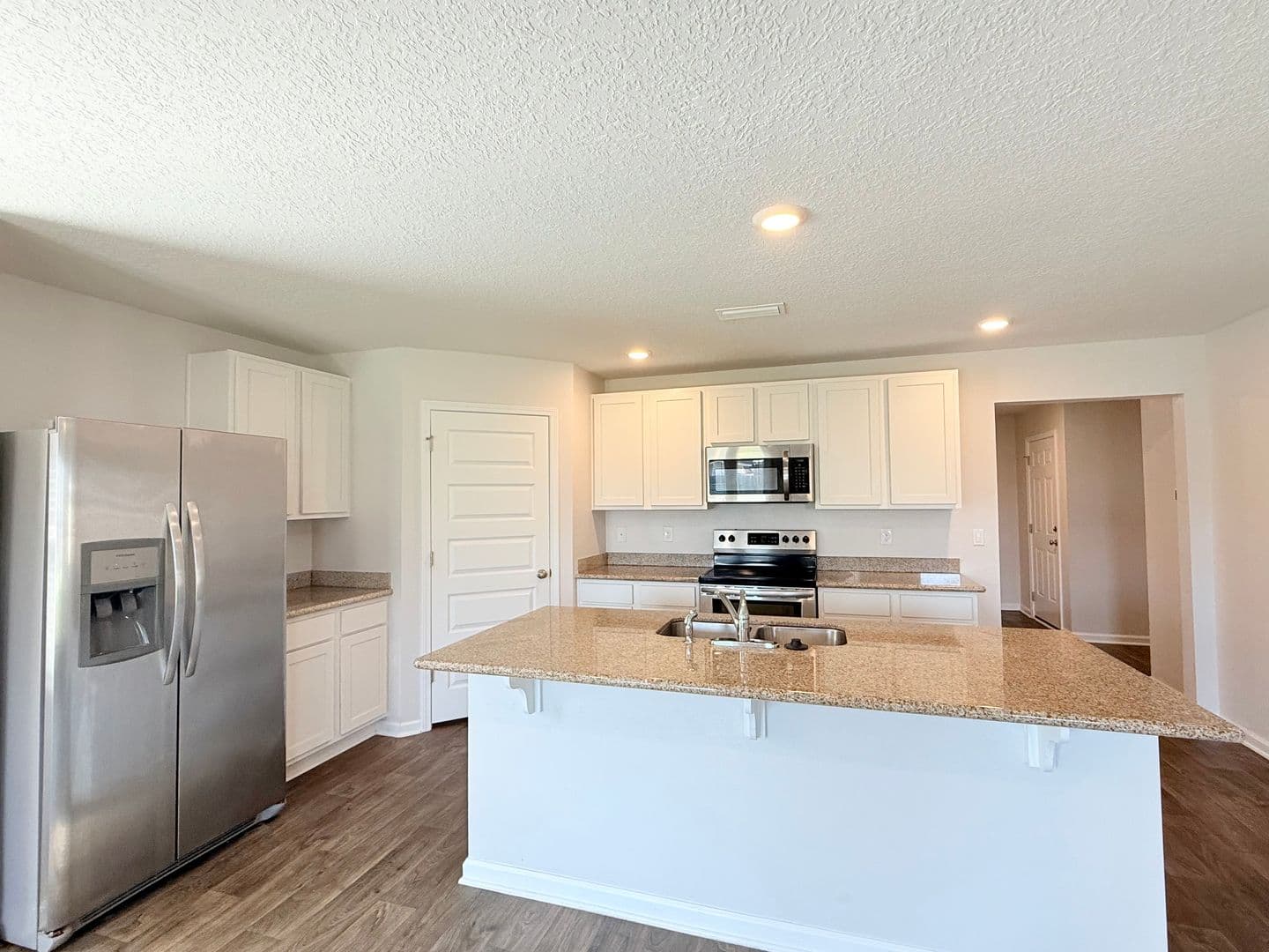 Milton House: 5784 Guinevere Ln