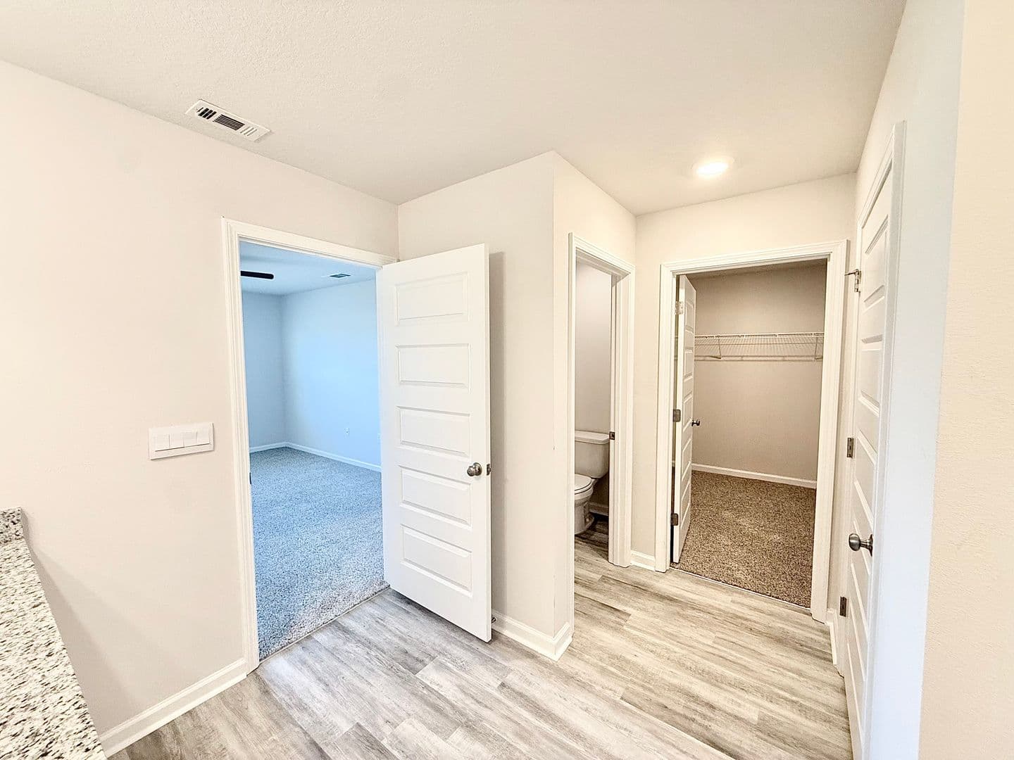 Milton House: 5487 Silverbell Dr