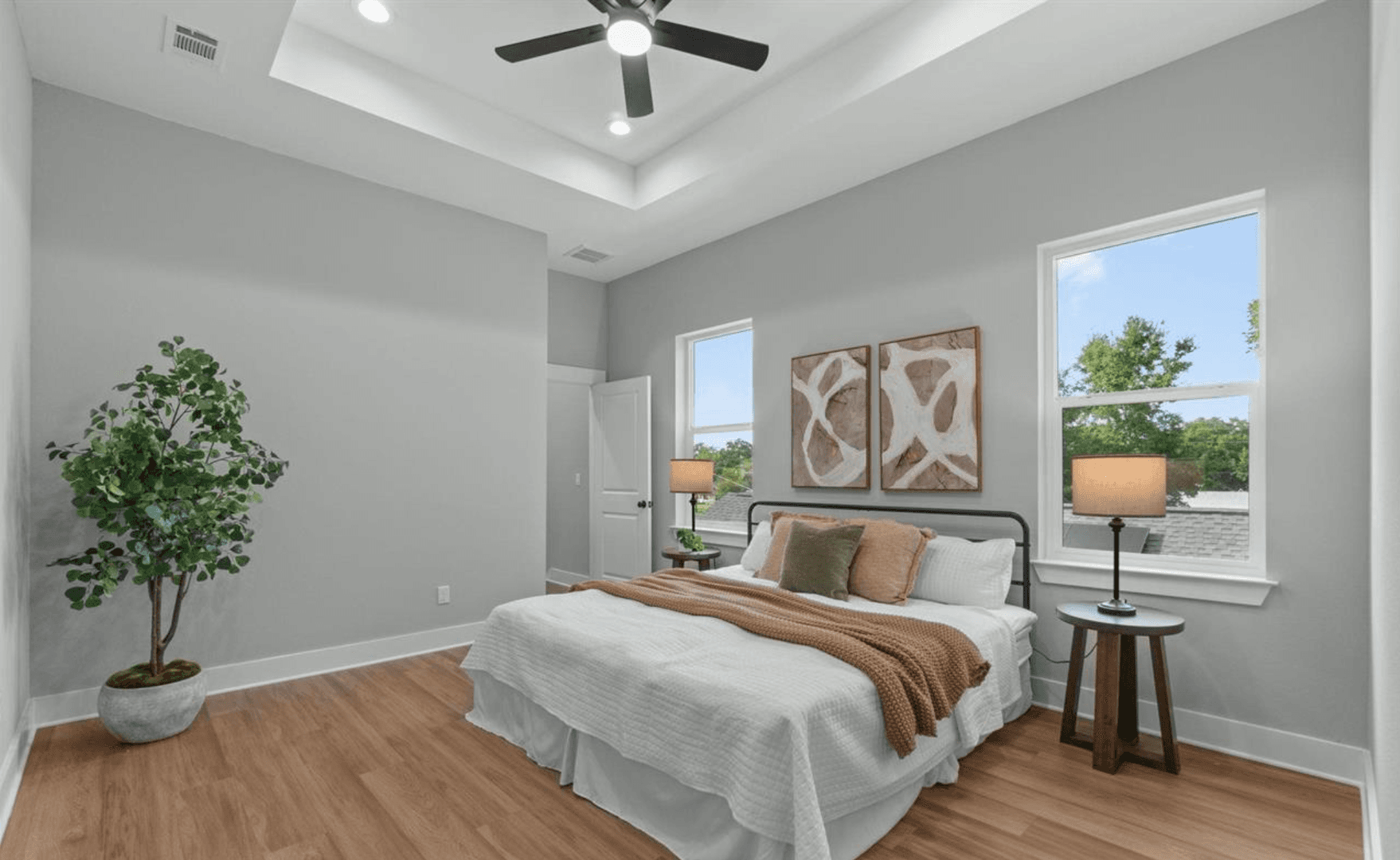 Pensacola House: 706 B North F St
