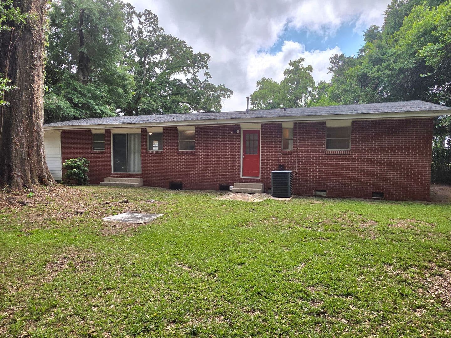 Pensacola House: 6016 Sewell St Unit A