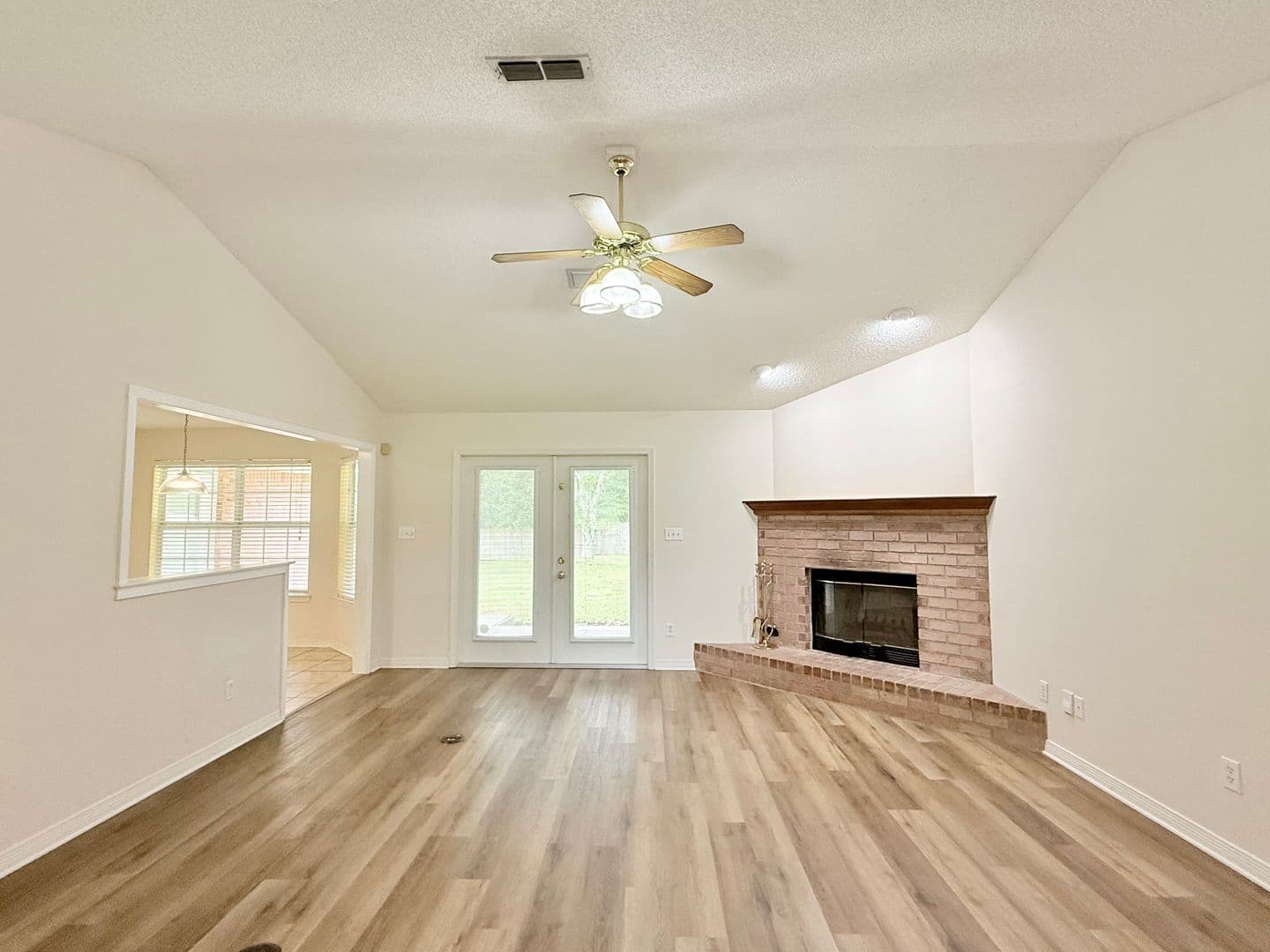 Pace House: 4995 Pattock Pl