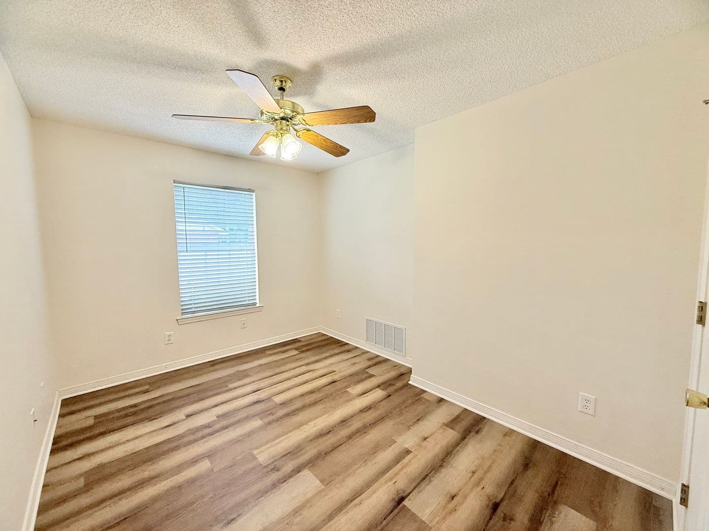 Pace House: 4995 Pattock Pl