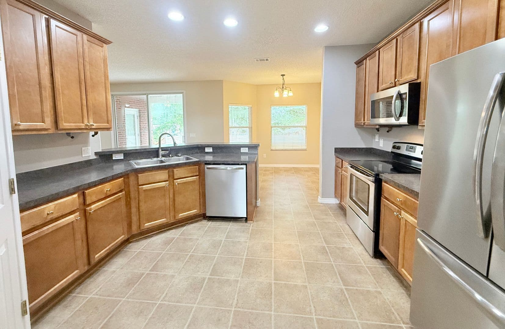 Pace House: 4607 Carmel Cir