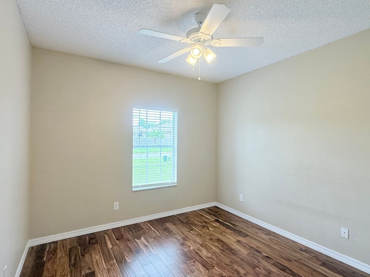Pace House: 4607 Carmel Cir