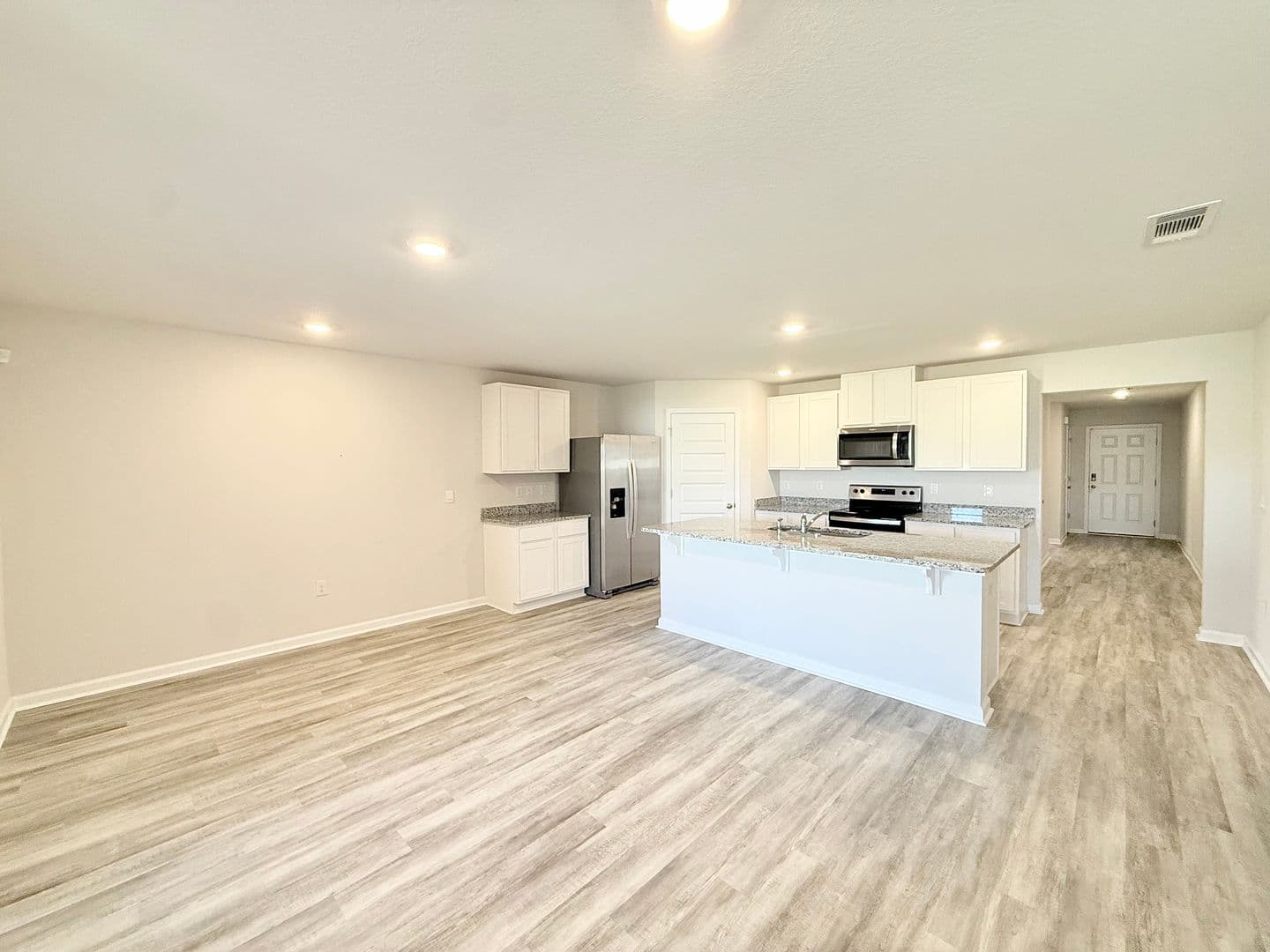 Milton House: 5487 Silverbell Dr