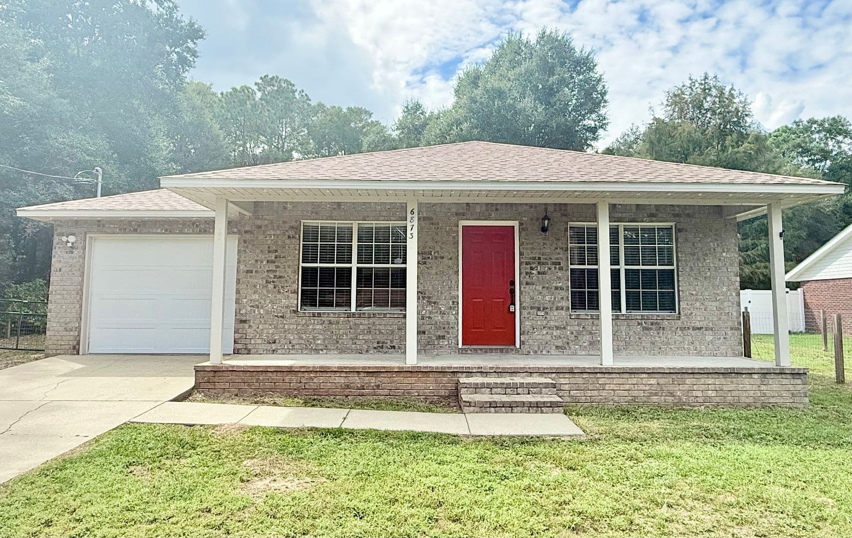 Milton House: 6873 Fast Gun Ln