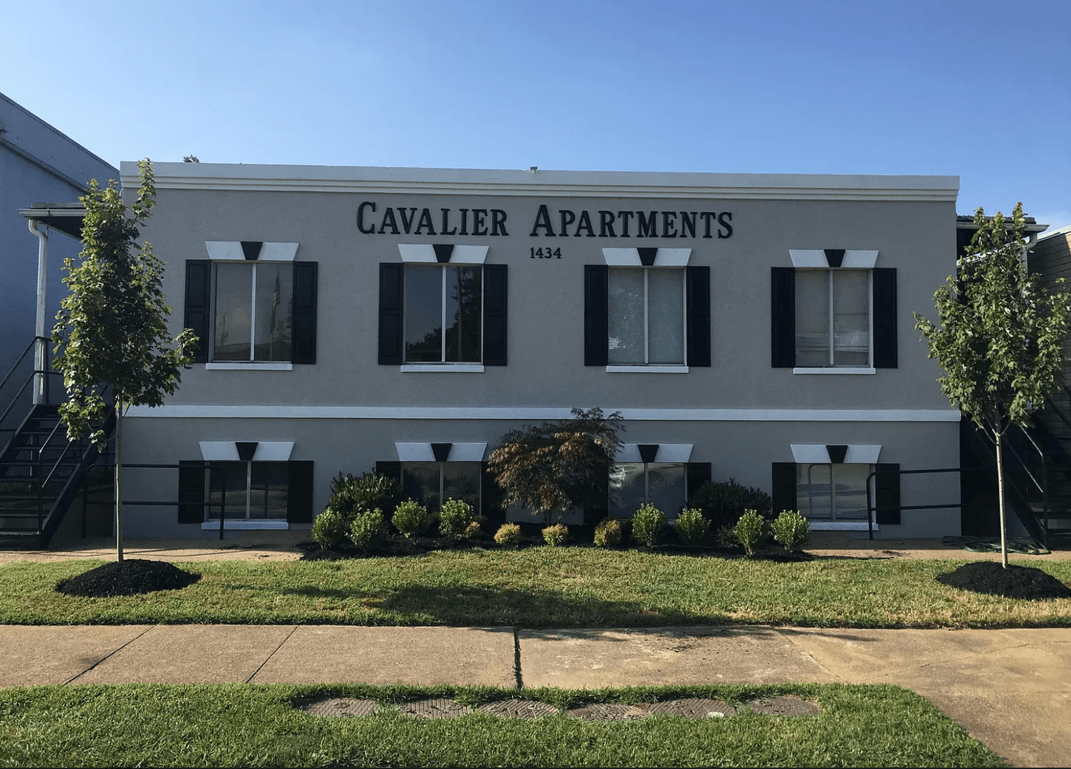 Huntington Apartment: 1434 6th Ave