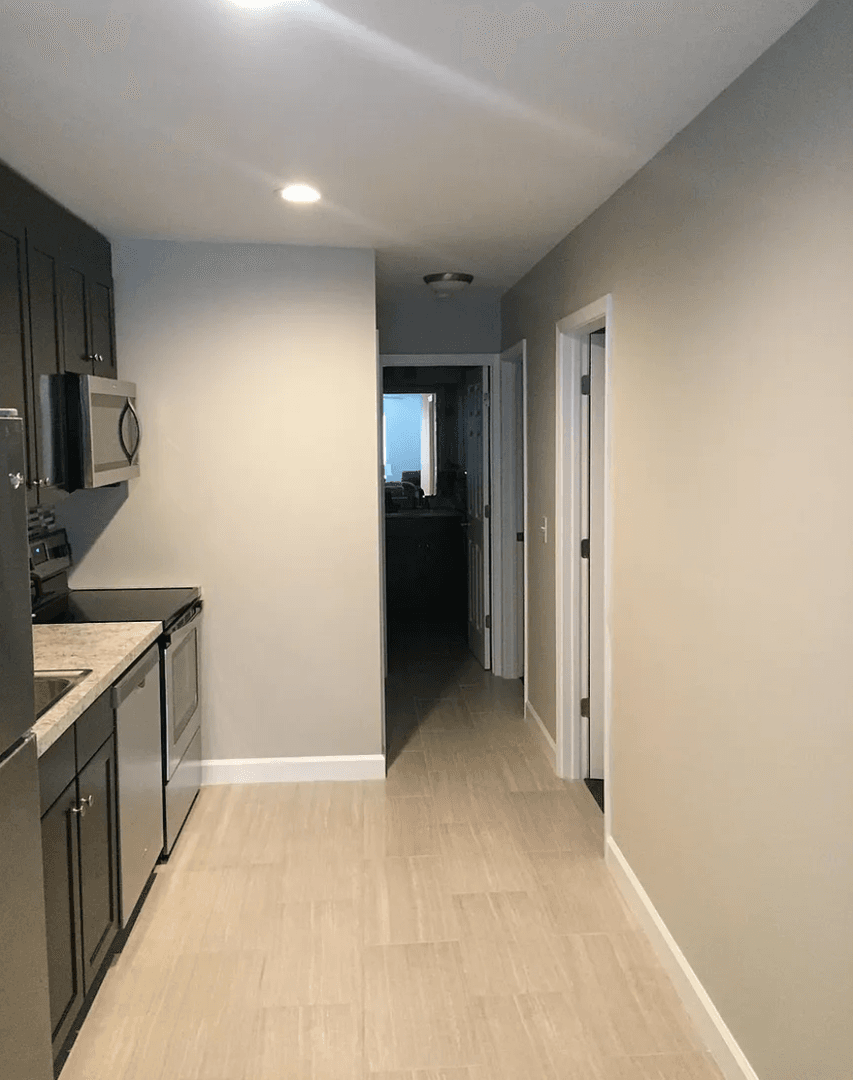 Huntington Apartment: 1434 6th Ave