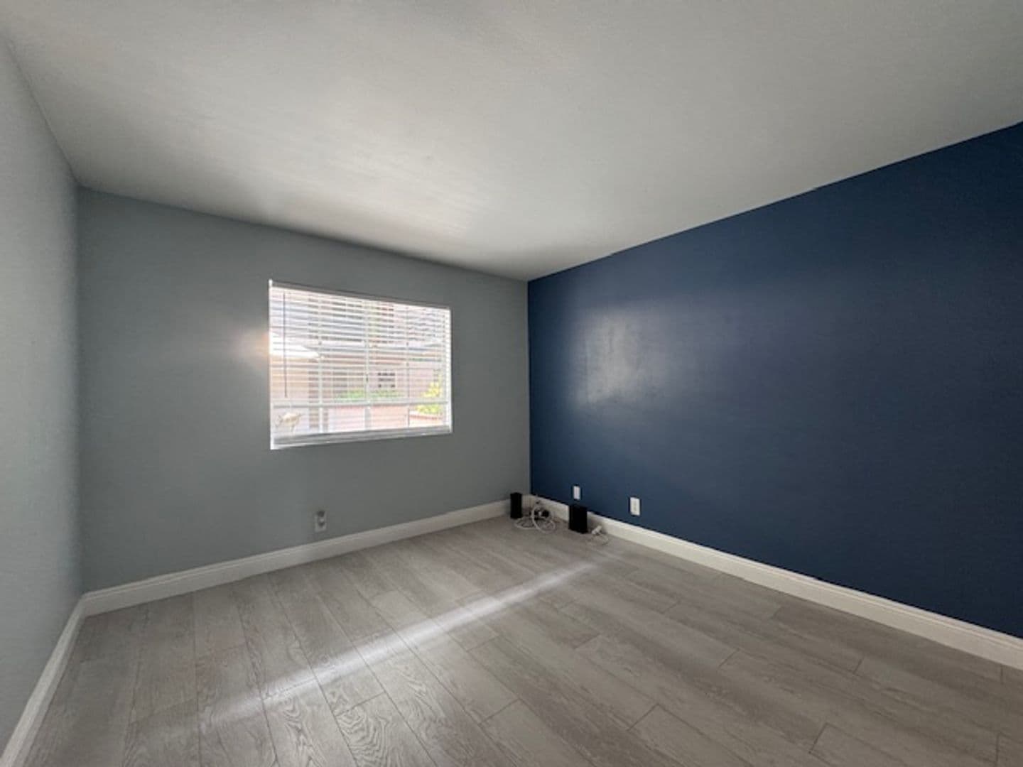Long Beach Condo: 535 W 4th