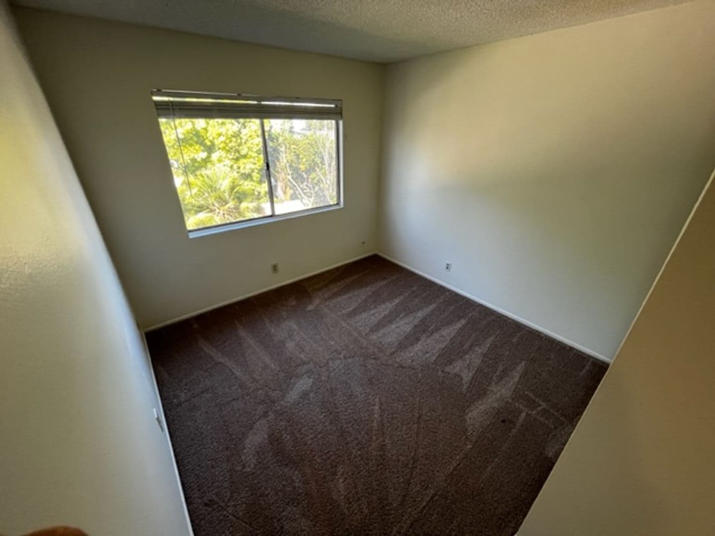 Huntington Beach House: 8871 Henton Dr