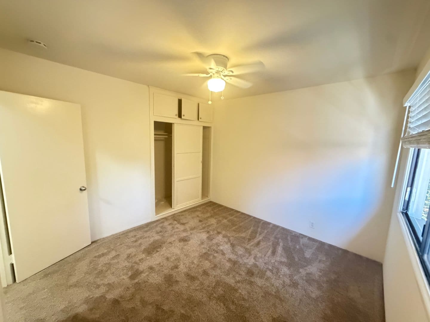Long Beach Apartment: 1755 E 1st St