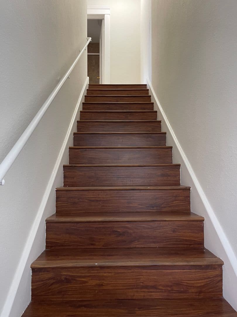 Long Beach Apartment: 3 Bonito Ave