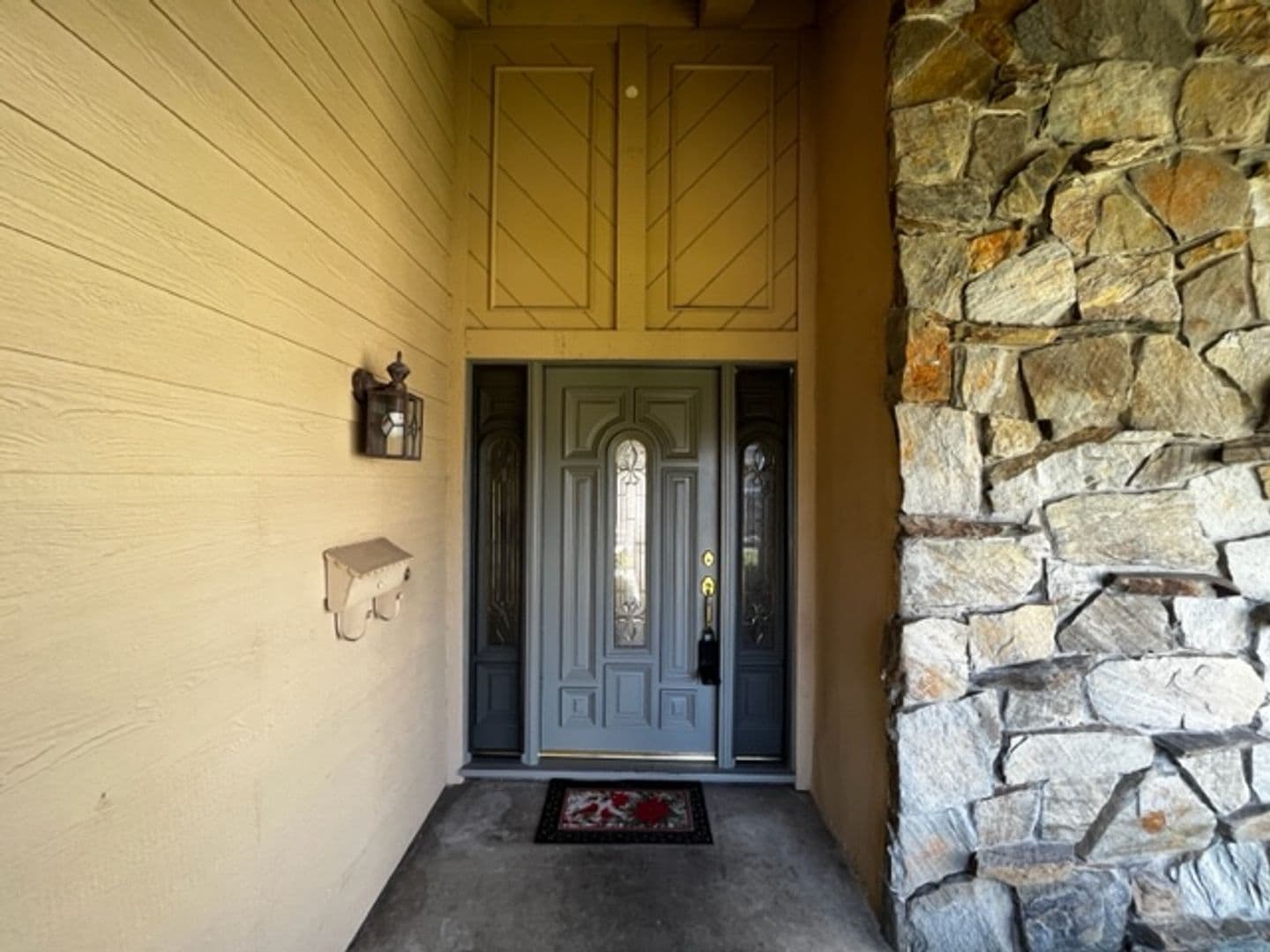 Huntington Beach House: 8871 Henton Dr
