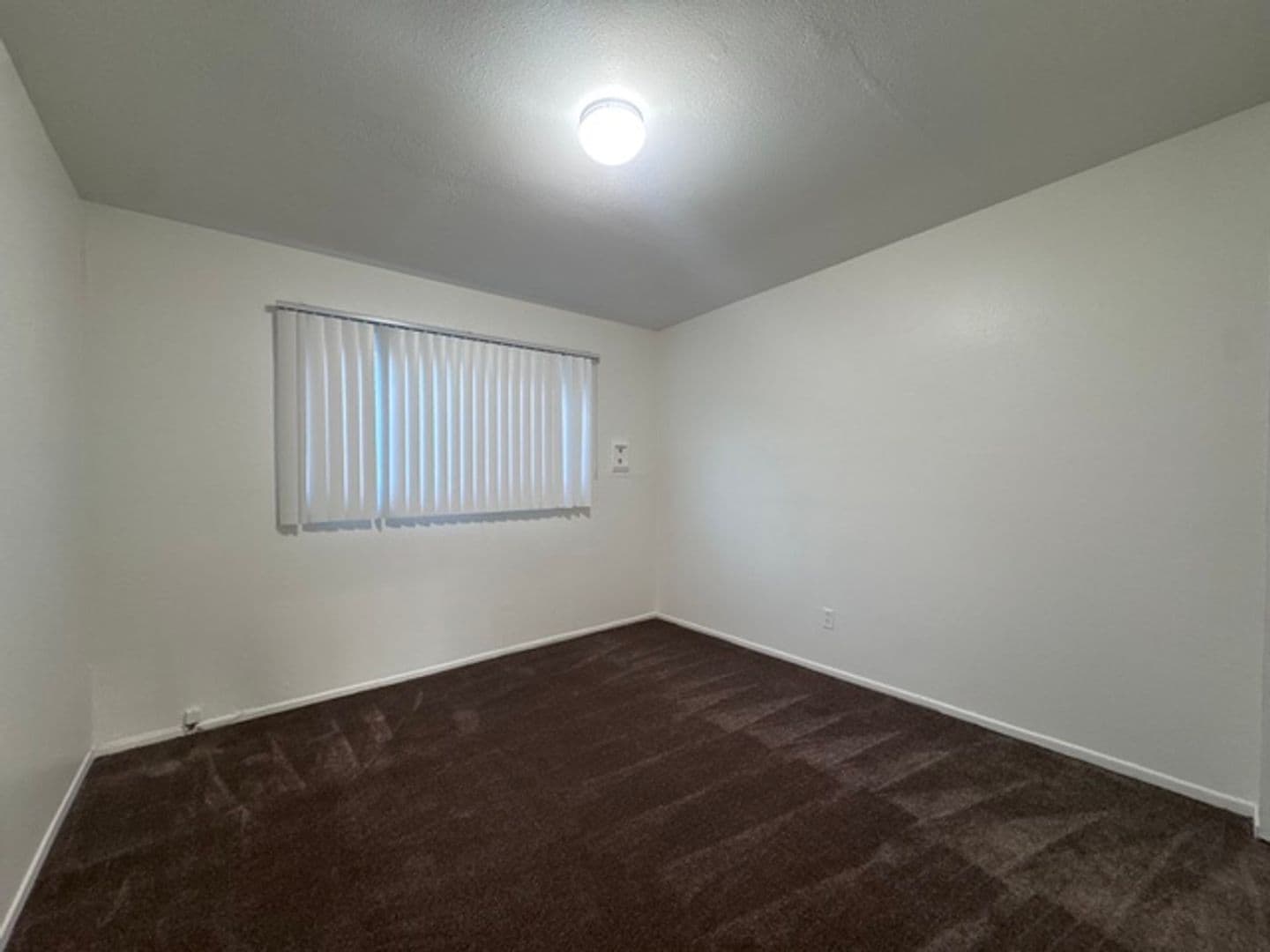 Long Beach Apartment: 1101-1111 E 11th St