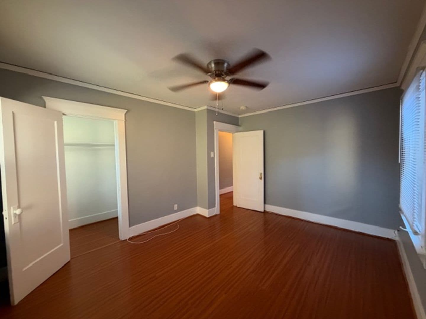 Long Beach Apartment: 1231 E 2nd St