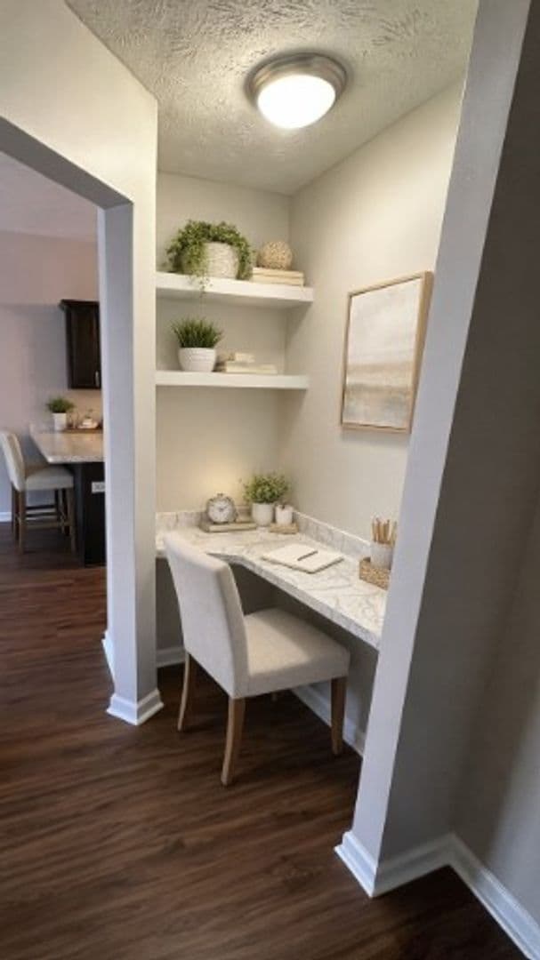 Georgetown Apartment: 101 Collins Path